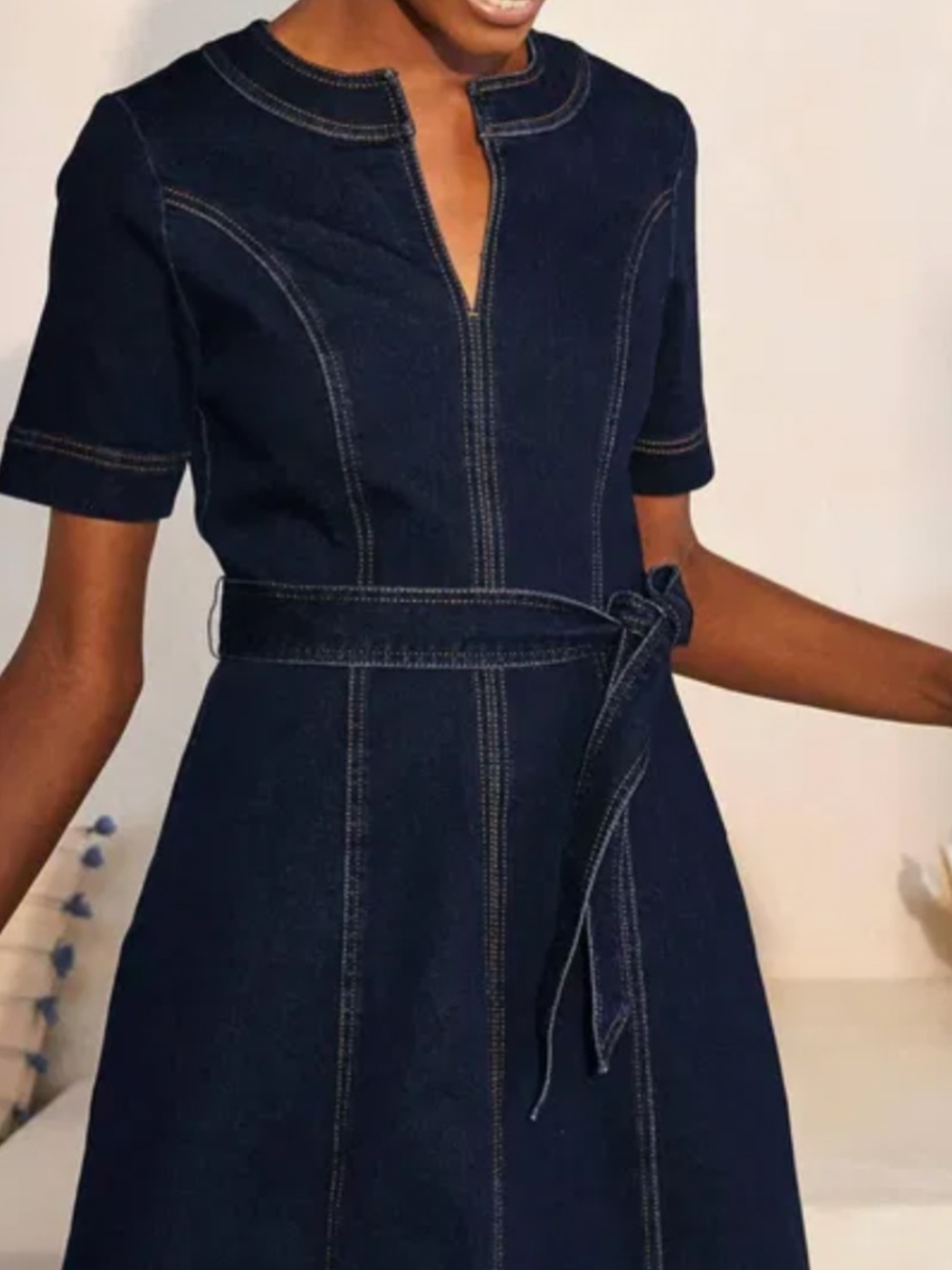 Boden Eliza Belted Denim Dress Sz 8 Indigo Blue Fit Flare Preppy Minimalist